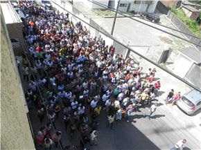 BR-324 é fechada em protesto e tem 20 km de congestionamento (Foto: Rafaela Marques / Arquivo Pessoal)