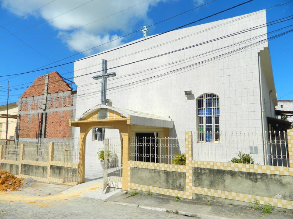  Igreja Virgem dos Pobres localizada no bairro do Malembá em Candeias
