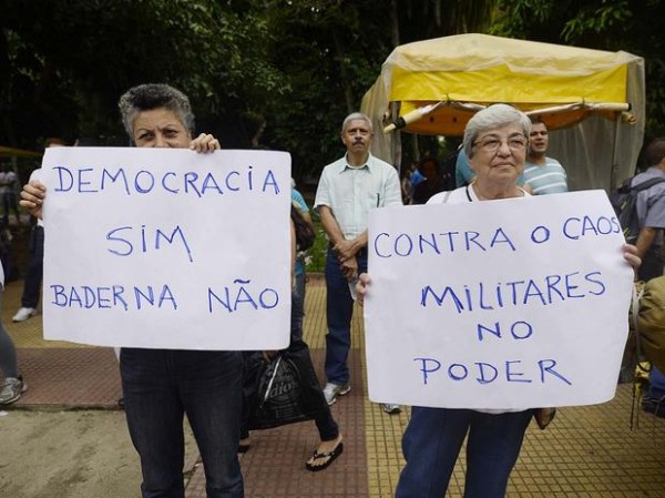 03spmarchafamiliadeusmatsuterra