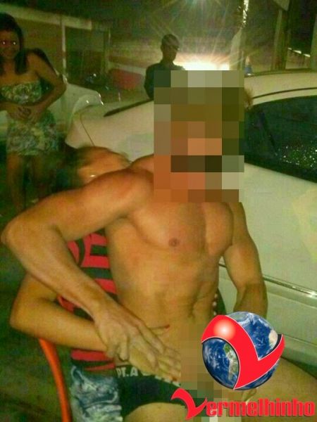 festa em Gandu termina com casais transando na rua (5)