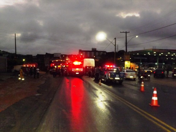 carro-aceidente-candeias-2