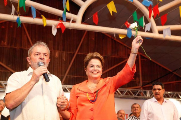 Lula e Dilma durante evento político em Pernambuco | FOTO: Heinrich Aikawa/Instituto Lula |