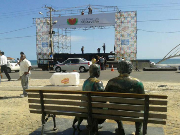 O Palco das Flores, localizado no Largo de Santana, recebe as atrações principais, como Lenine e Paralamas do Sucesso | FOTO: Reprodução |