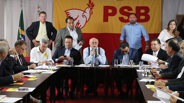 Reunião da Executiva Nacional do PSB, em Brasília: maioria do partido votou pelo apoio à candidatura de Aécio Neves (PSDB) à Presidência (Sérgio Lima/Folhapress)