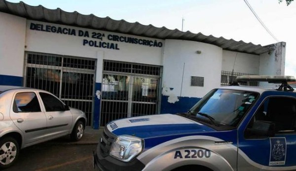 Presos serraram grade da carceragem e fugiram durante a madrugada