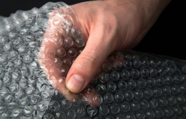 Na nova versão, as bolhas são dispostas em bolsas de ar conectadas entre si | FOTO: Reprodução |
