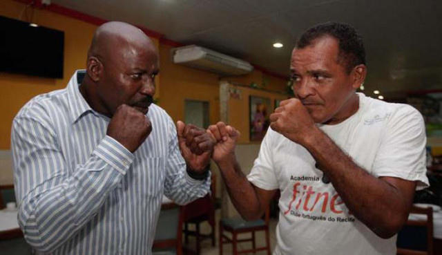 O baiano Reginaldo Holyfield e o pernambucano Todo Duro se enfrentam em novo combate | FOTO: Reprodução/Margarida Neide/A Tarde |