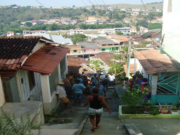 Pai mata filho após cobrança de dinheiro em Mutuípe, região centro-sul da Bahia (Foto: Leandro Almeida / Site Mídia Bahia)