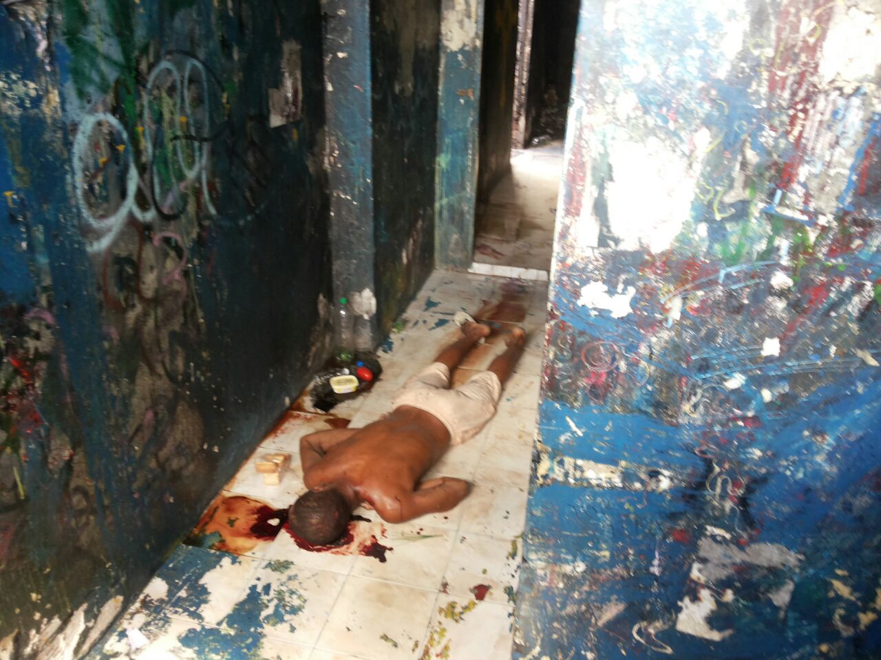 tiago-morto-ruada-igreja