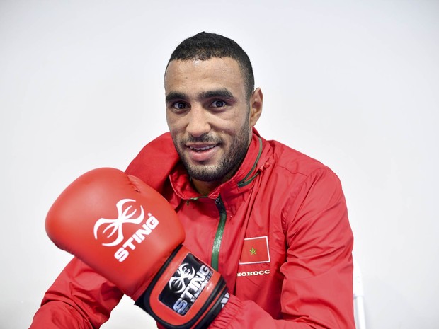 O boxeador Hassan Saada posa após treino no Riocentro, em foto de segunda-feira (1º) (Foto: Yuri Cortez/AFP)