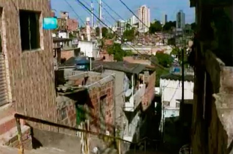 Polícia segue duas linhas de investigação: latrocínio, roubo seguido de morte, e homicídio Reprodução/Record Bahia