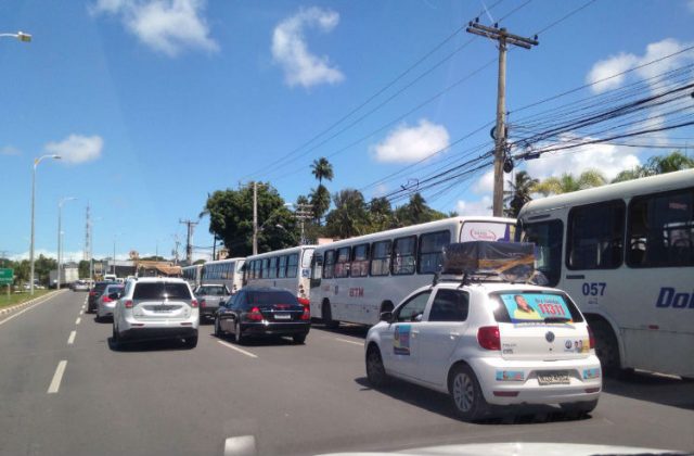 Congestionamento já passa dos 7 quilômetros (Foto: Leitor #AnB)