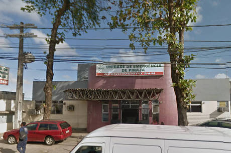 Uma das vítimas foi levada a um posto de saúde em Pirajá, mas não resistiu aos ferimentos Reprodução/Street View