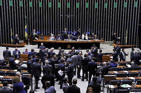 Câmara aprovou PEC 241 na madrugada desta terça-feira (11) Alex Ferreira/10.10.2016/Câmara dos Deputados