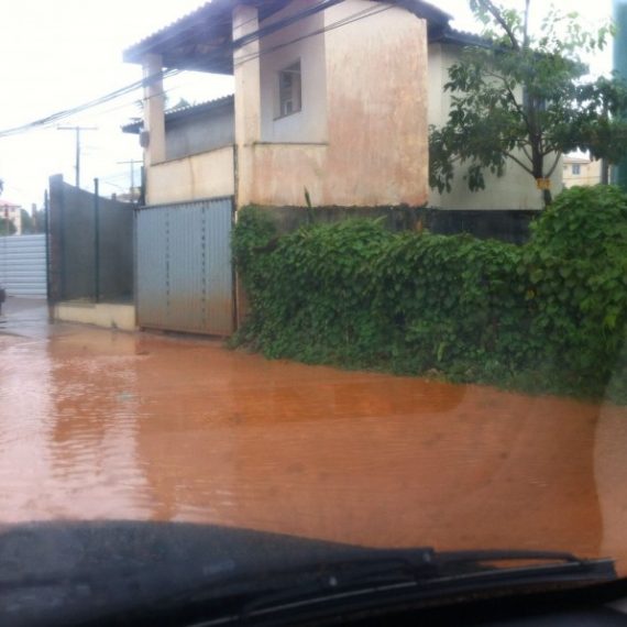 Alagamento no Jardim das Margaridas