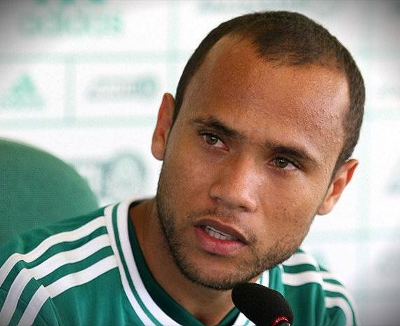 _jogador-ananias-570x465