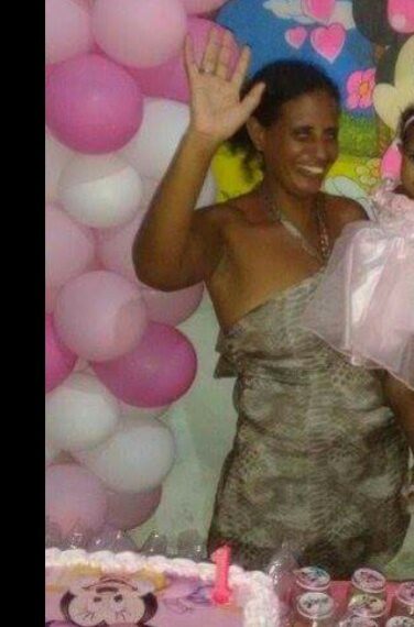 Jaqueline morreu com mais de 40 facadas.