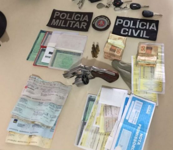 Operação policial em acampamento cigano apreende arma, carros e dinheiro em Olindina