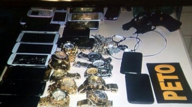 Aniversário da “patroa”: Polícia prende mais de 100 pessoas em festa do pó