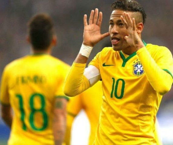 FUTEBOL Jornal argentino chama Neymar de ‘a sétima maravilha’ após atuação pelo Brasil