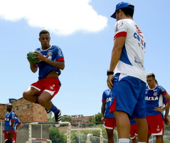 Tricolor viaja nesta segunda-feira (9) para a Flórida Cup e novatos devem estrear