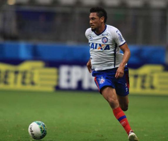 No seu segundo ano de tricolor, Hernane promete mais bolas na rede