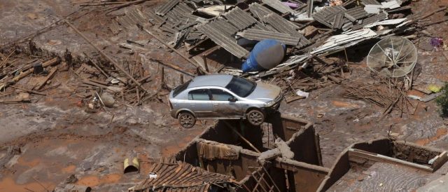 Surto de febre amarela pode ter relação com tragédia de Mariana