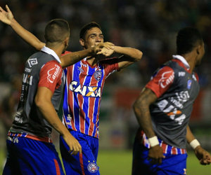 Bahia sofre empate do Flu de Feira e vê liderança escapar no último lance