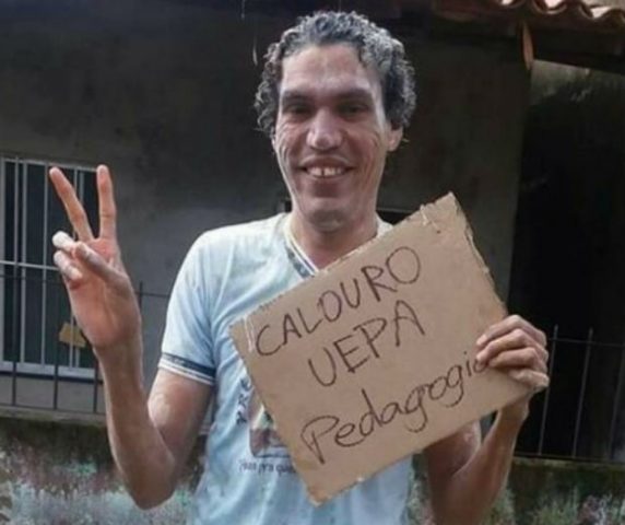 Emocionado após aprovação no vestibular, calouro passa mal e morre