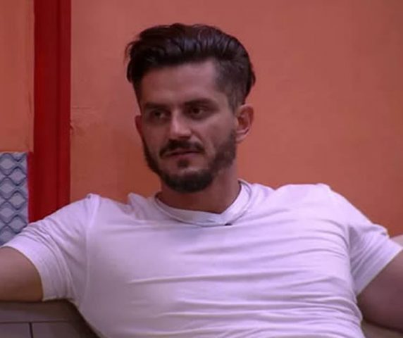 BBB 17: Marcos revela que foi abusado sexualmente na infância