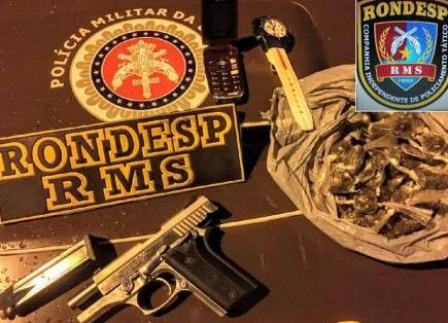 Adolescentes são apreendidos com pistola roubada de policial militar
