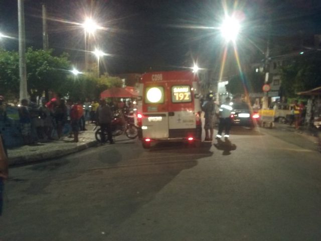 Mulher é atropelada na