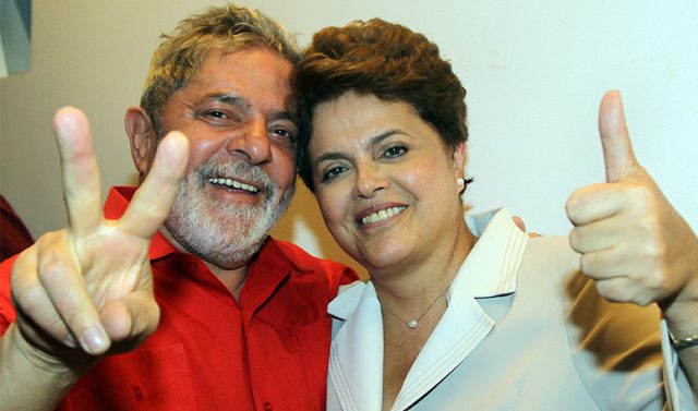 Lula comemora