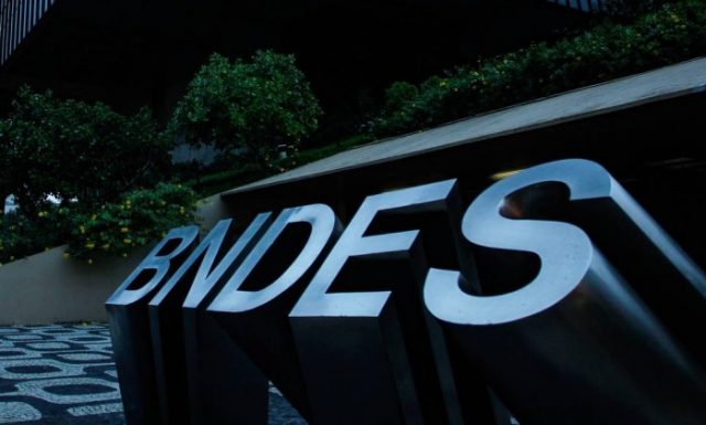 Operação da PF investiga fraudes em empréstimos do BNDES