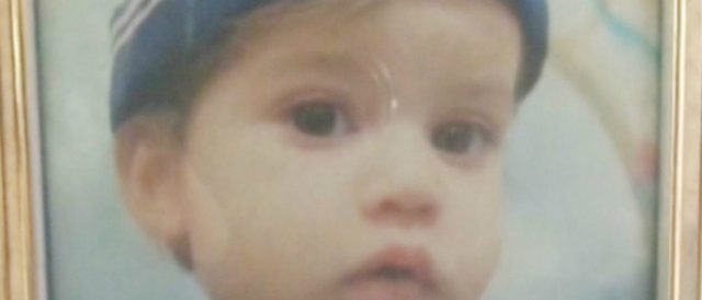 Mulher é condenada a 17 anos de prisão por torturar e matar filho