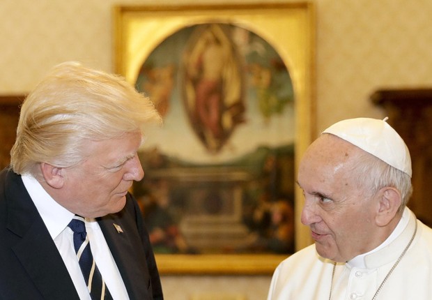 Papa Francisco recebe Trump em reunião privada de 30 minutos no Vaticano