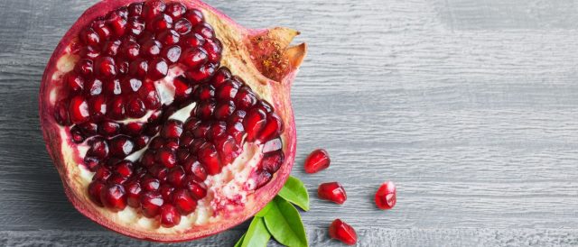 Romã ajuda a prevenir inflamações e câncer de próstata; conheça