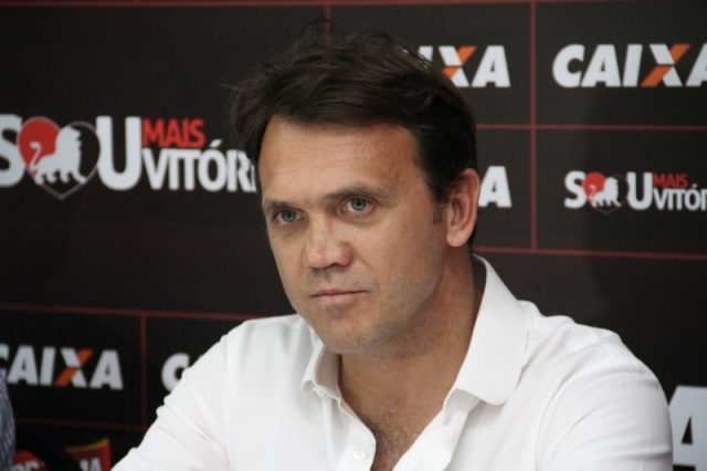 Petkovic é demitido do Esporte Clube Vitória