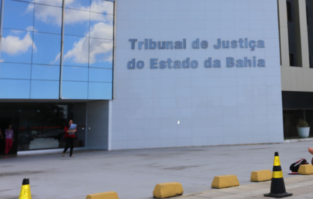 TJ-BA tem mais de R$ 300 mil para compra de salgadinhos em um ano