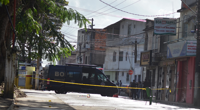 PM frustra tentativa de explosão de caixa eletrônico em Candeias