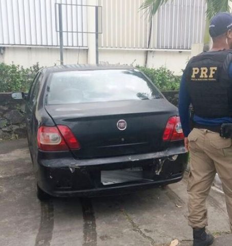 PRF prende em Salvador homem que 'alugou' carro em 2015 e não devolveu