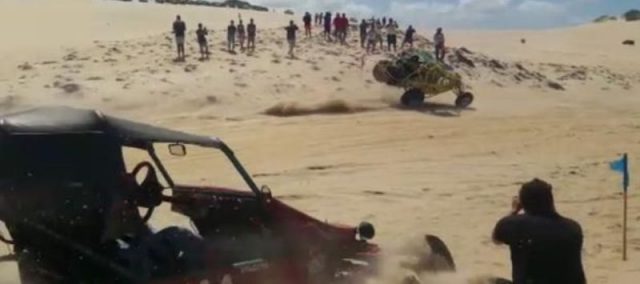 Homem morre após ser atropelado em corrida de buggy em dunas no RN