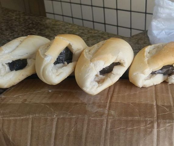 Adolescente é apreendido com maconha escondida dentro de pão