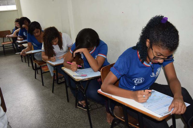 Estudantes da rede estadual participam da 2ª fase da Olimpíada Brasileira de Matemática