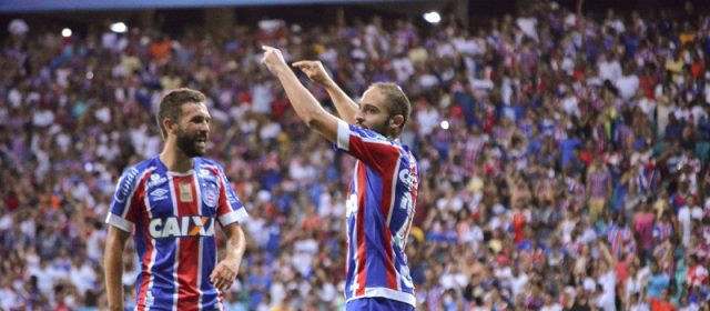 Jogando bem, Tricolor desbanca líder na Arena Fonte Nova