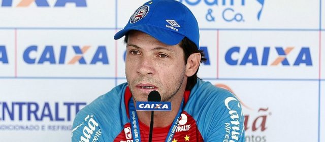 Preto Casagrande é demitido do comando técnico do Bahia; Substituto é buscado