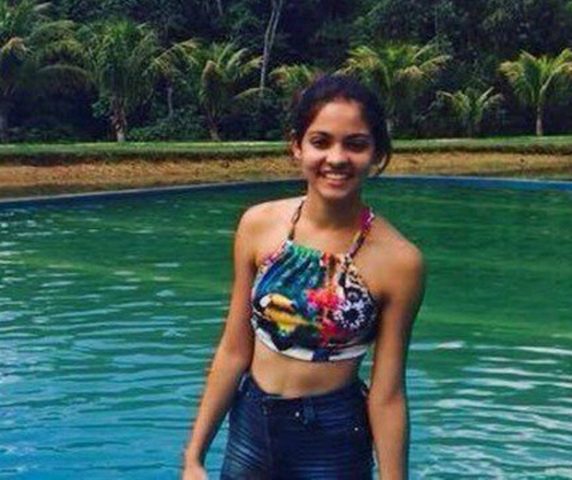 Ex-aluno mata adolescente com mais de dez tiros no rosto em escola