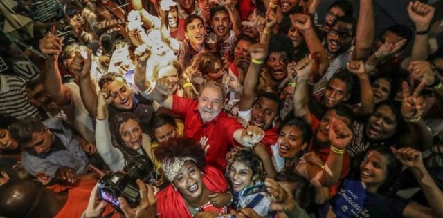 Lula atinge ápice de aprovação, aponta pesquisa Ipsos