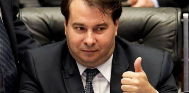 Polícia Federal aponta indícios de que Rodrigo Maia recebia dinheiro de caixa 3