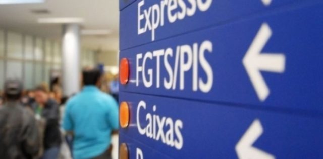 Governo reduz para 60 anos a idade mínima para saques do pis/pasep